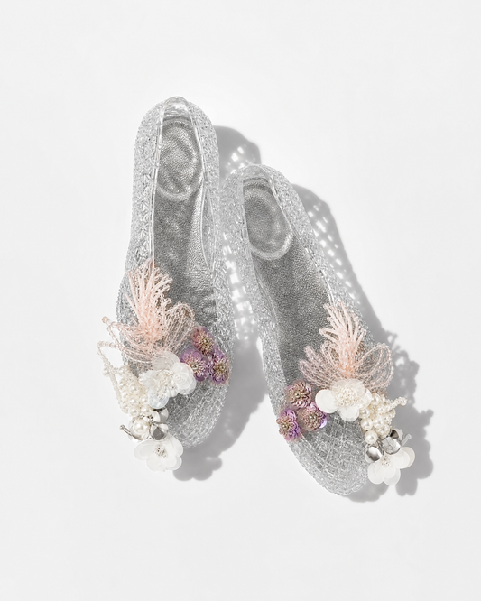 Silver Feather Bloom